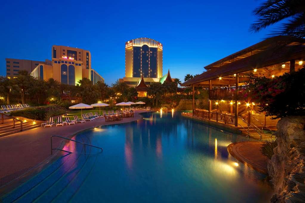 Gulf Hotel Bahrain Manamah Buitenkant foto